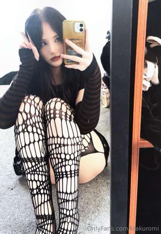 Do you like goth girls in fishnets??? 7
