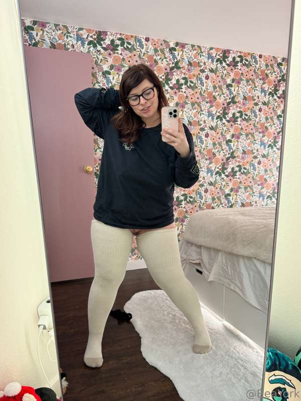 Can I be your cute emo girlfriend? 15