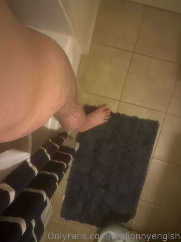 Shower time 😎