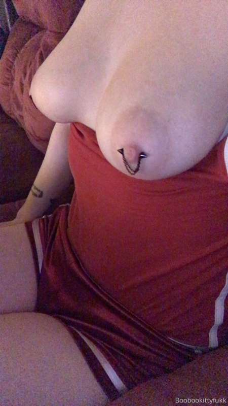 Exhausted so gonna let them tits hang out and relax 😴