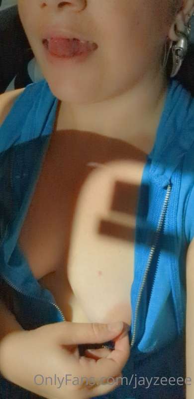 Tantalizing titty compilation 😉 all of those nip slips in on..