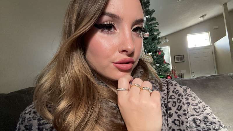 Is my face enough to get you horny 