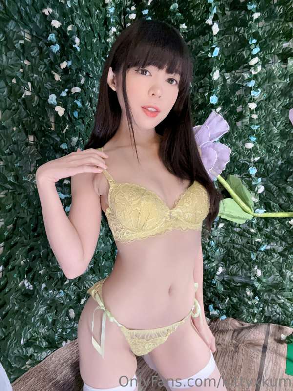 ♡ part 1 ♡
my little cunt is all ready for you, daddy <3
───.. 37