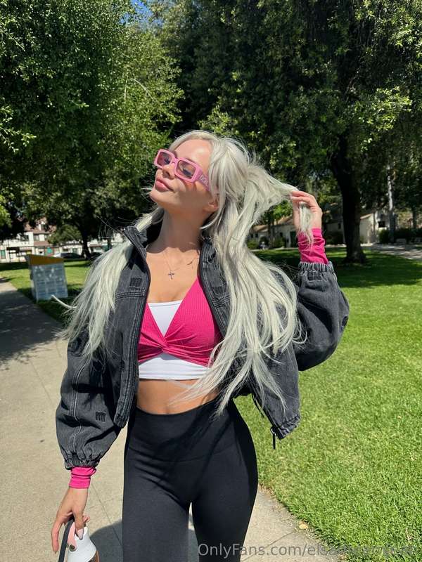 it’s such a beautiful day today💗