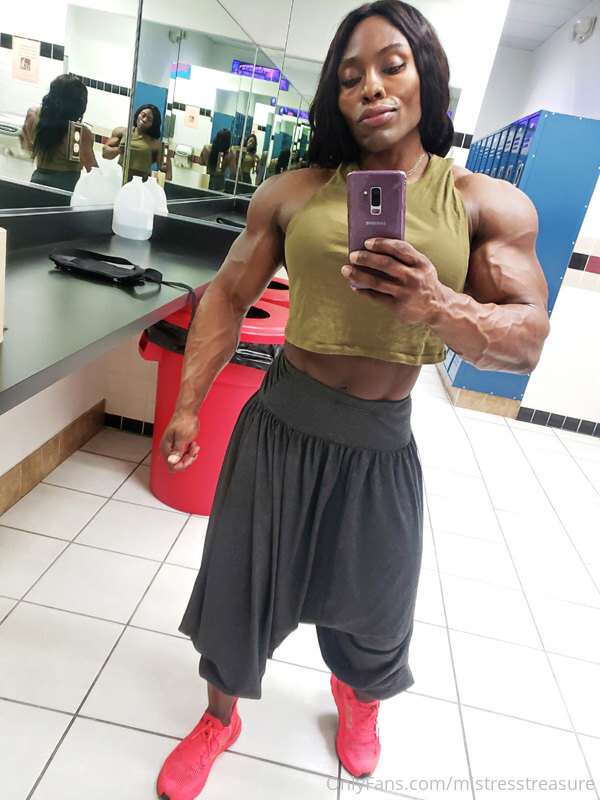 Jeanie in the GYM give me a rub and make a wish