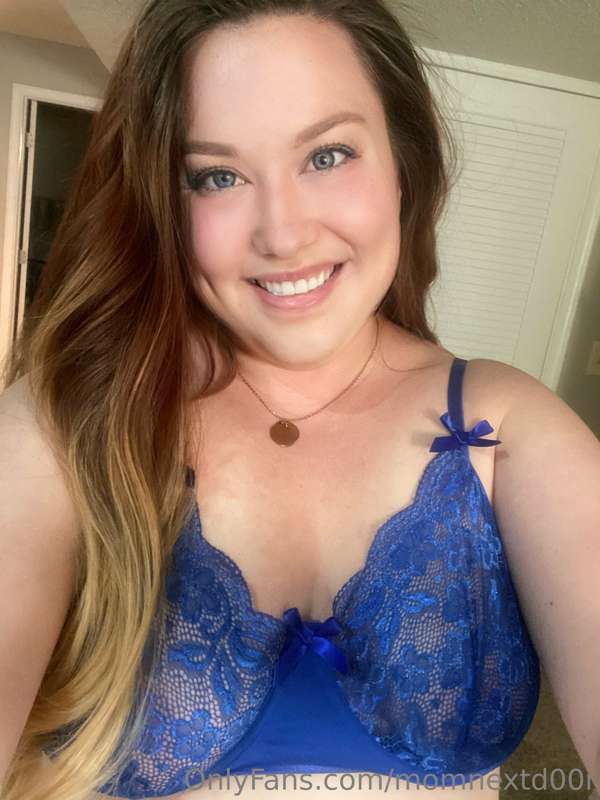 Tip the size of your cock and I’ll send you a little somethi..