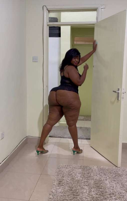 Do you like being spoiled?💕🥰 Turn on rebill baby!❤️😏