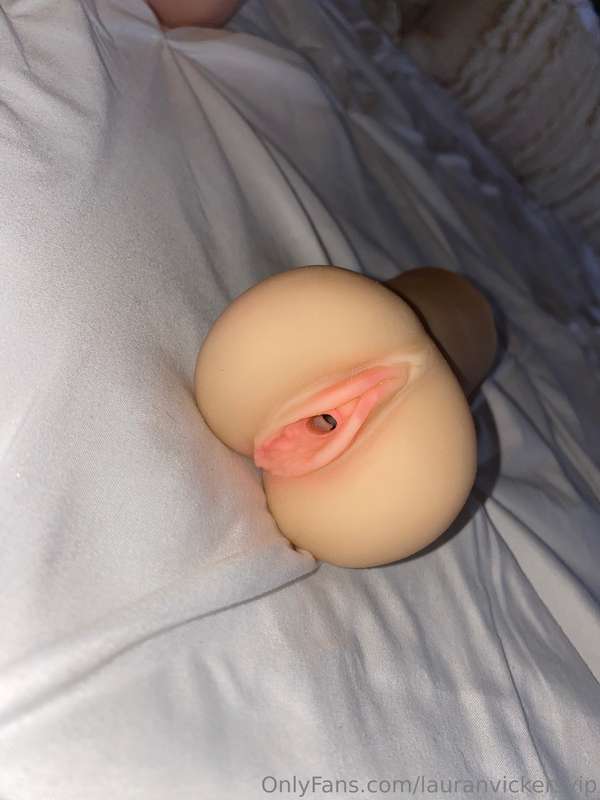 ## 💗 𝐋𝐚𝐮𝐫𝐚𝐧'𝐬 𝐏𝐮𝐬𝐬𝐲 𝐂𝐥𝐨𝐧𝐞 𝐒𝐥𝐞𝐞𝐯𝐞 𝐒𝐀𝐋𝐄! 💗 🚨 ***𝑵𝑬𝑾!*** 🚨 Want.. 8
