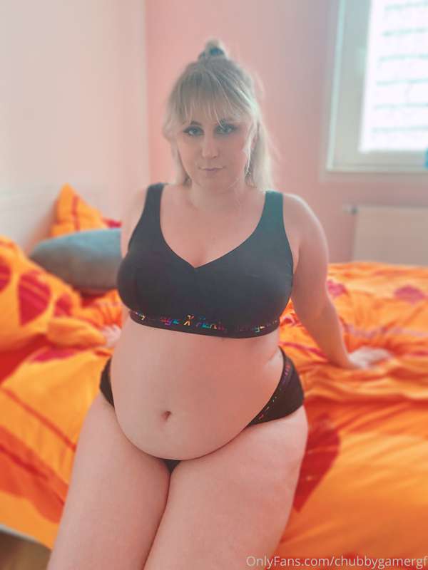 Can you imagine what it would feel like to touch and jiggle .. 1