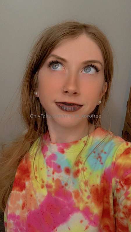 What do we think of this new lipstick trend if it was in dif..