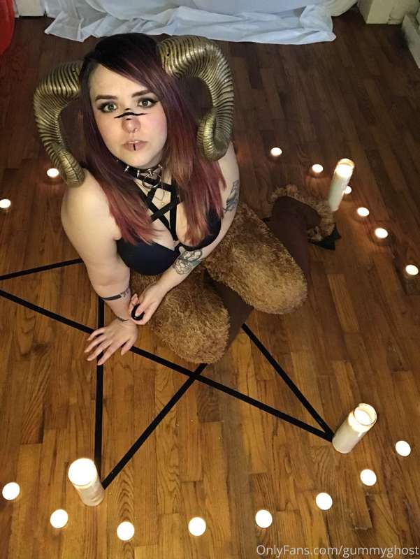 You summoned me, now what? 😈 10