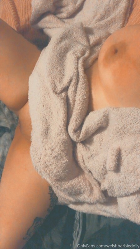 Welshbarbiedolly - Onlyfans - 26 Oct, 2020