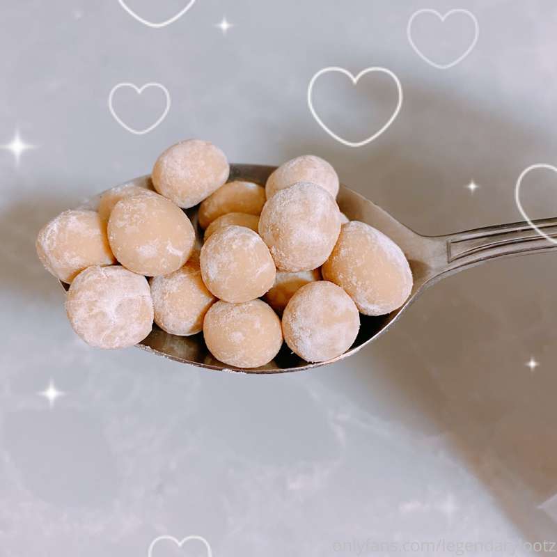 I made boba pearls and tea 🧋 swipe for the two other sexy pi.. 1