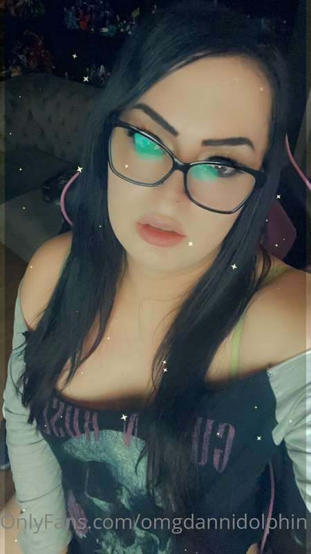Geeky girl cock anyone?? 🐔🤓💜 5
