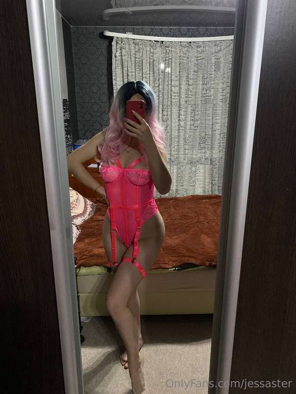Do you want me in this outfit?😈😘