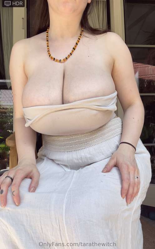 Classic undress pics hehe. Ps: worked in my garden all morni.. 2