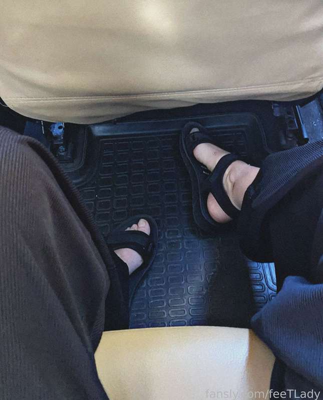 Feetlady - Fansly - 18 Jun, 2023 1