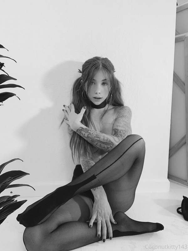 Whose ready for this innocent black and white set! I also ha.. 5