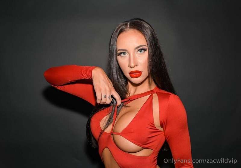 A little wine, dined and fucked date night with Melissa Stra.. 2