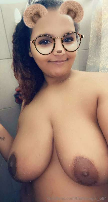 🐍cute with amazing tits 🍒 @pineappleprincess396