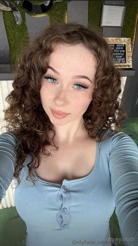 Are you ready to discover your next FUN-SIZED internet girlf.. 1