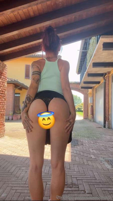 Conosco il modo per attirare il tuo sguardo😏