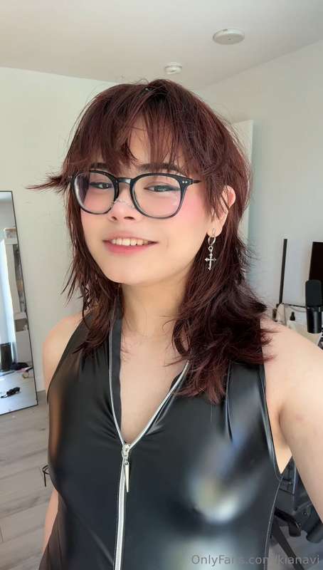 wish someone was here to rip this off of me.. 🥺 4