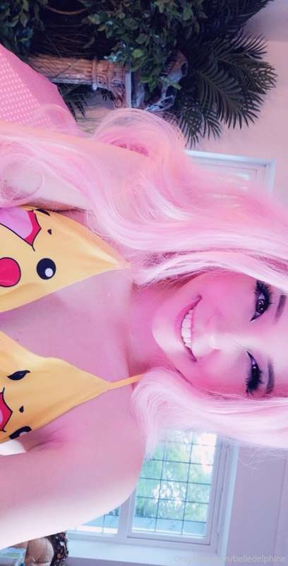 I luuuvv dis new Pikachu bikini! 
The top is a lil big on me.. 4