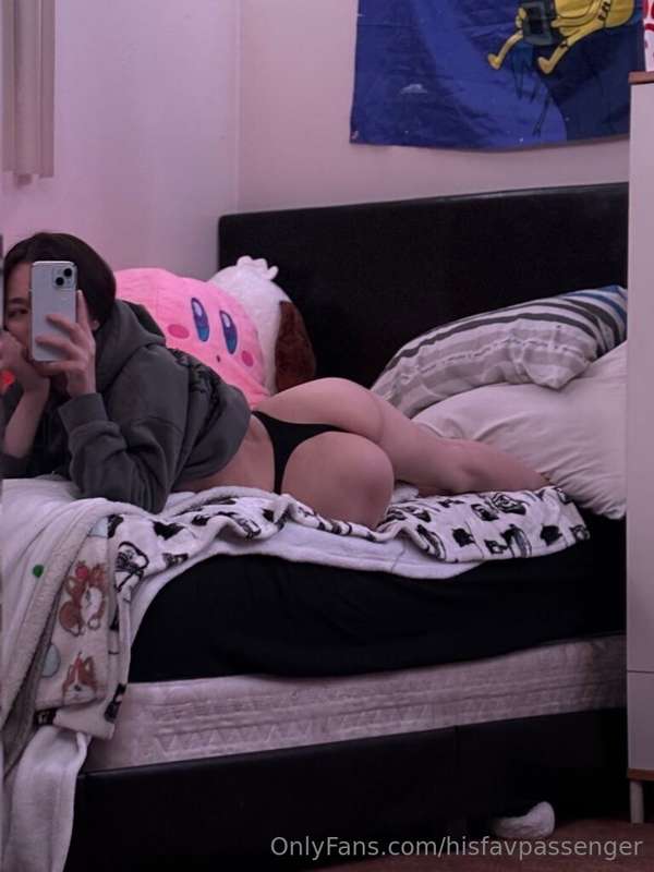 Some nudes🖤 1