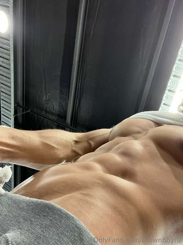Muscle on muscles Muscle worship anyone? 4
