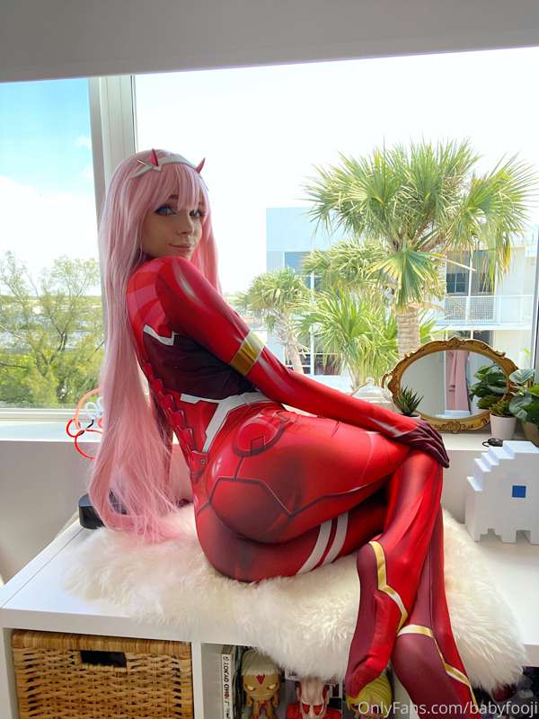 Zero Two set pt. 5 🌸🖤🧠🌩🍭🧸 27