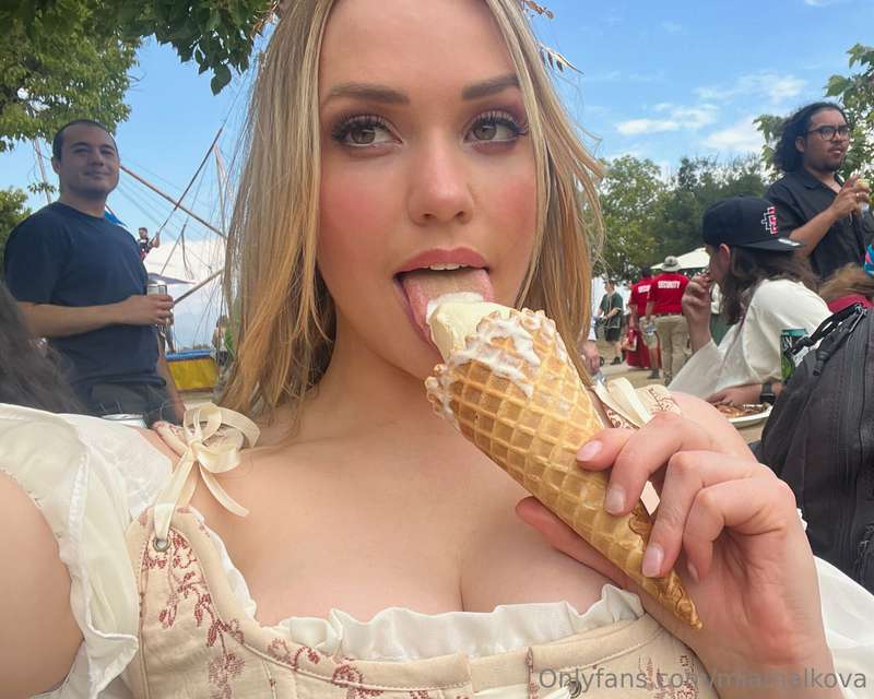 getting a lick! 
