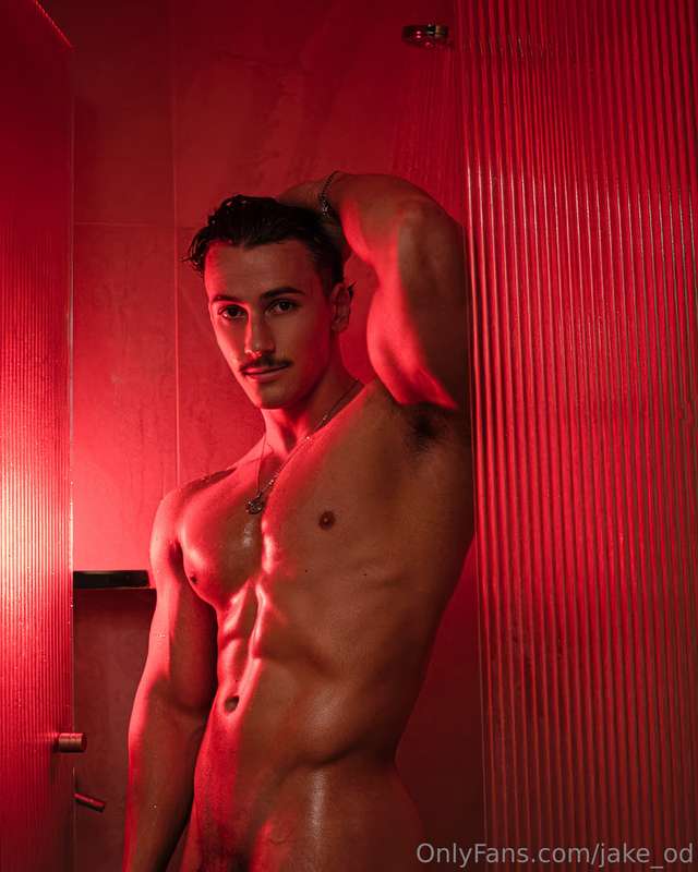 Finally! I know a lot of you have been waiting for some more.. 1