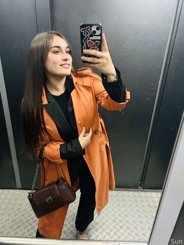 Me_Lissa_Sun - Fansly - 03 Oct, 2024