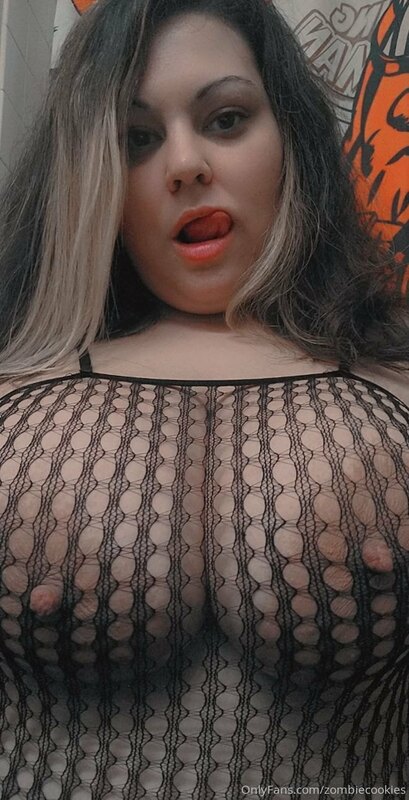 My newest bodysuit, like it? Definitely making some videos i.. 5