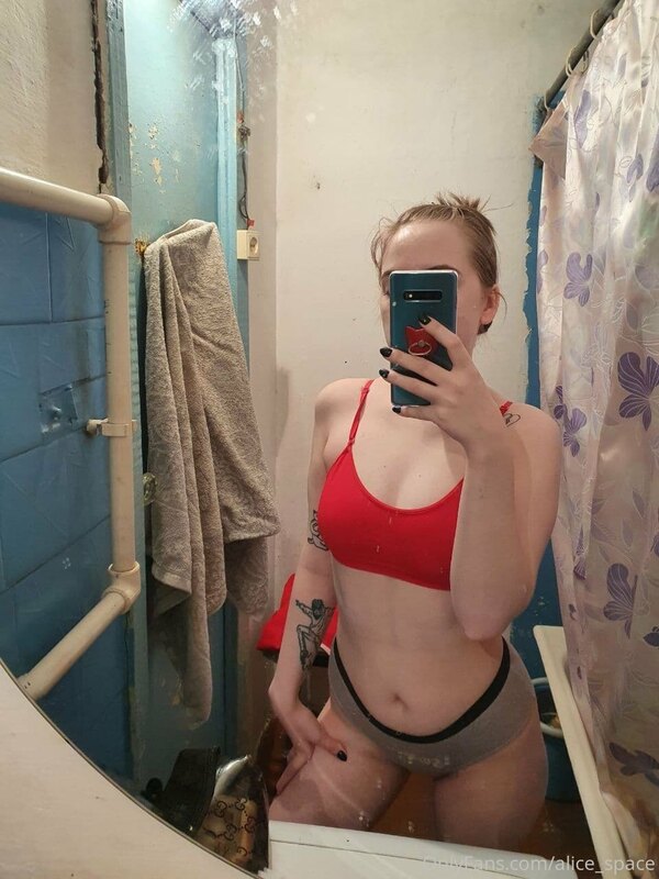 I came home from a walk and wanted to play with my pussy, so..