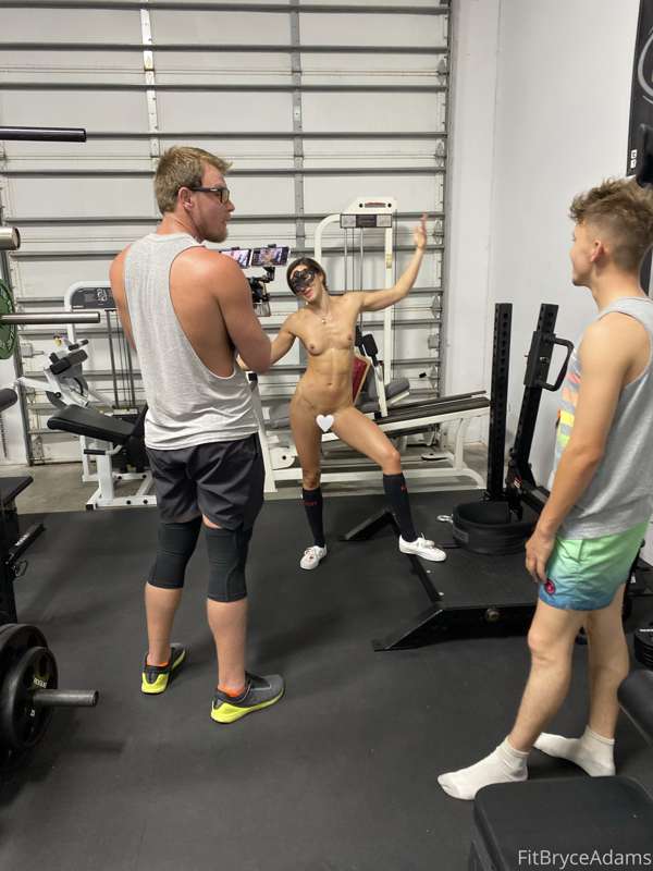 Have you been to a live naked workout?? They're a lot of fun.. 2