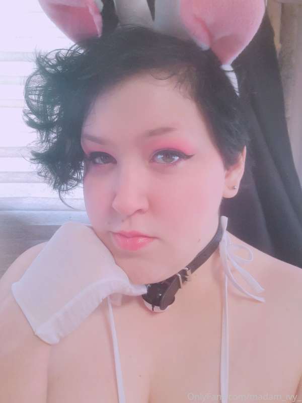 Breed me like the fat cow I am. 🥺 16