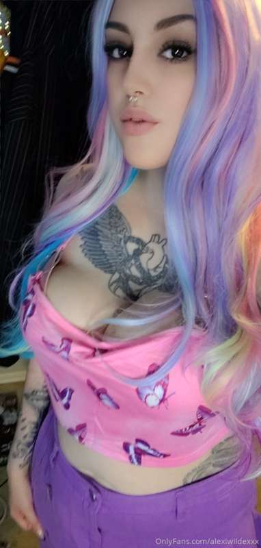 Alexiwildexxx - Onlyfans - 19 Nov, 2021