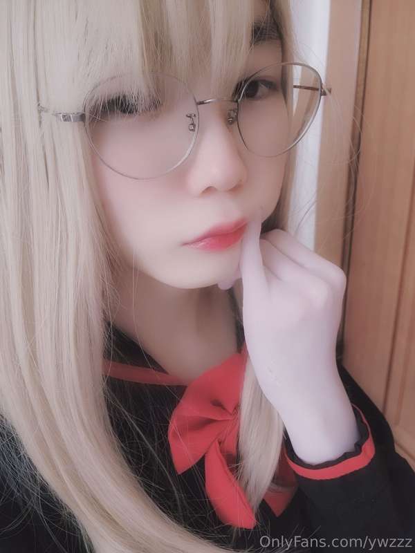 sissy cumdumb >.< 5