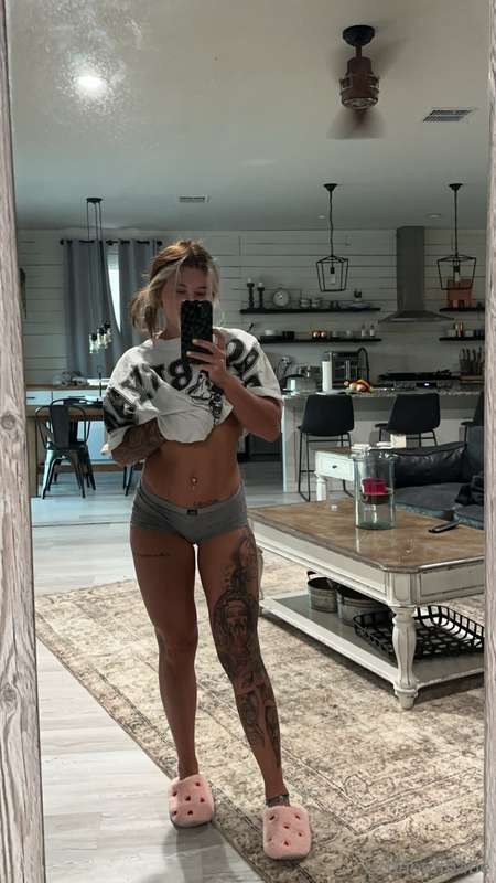 Littlebuffbabe - Onlyfans - 24 Mar, 2024