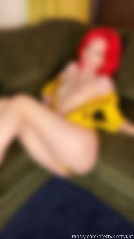 Prettykkittykat - Fansly - 07 May, 2025 3