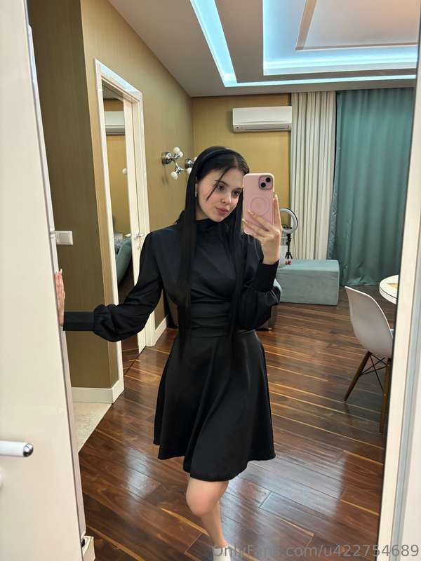 How do you like my cute little dress?)