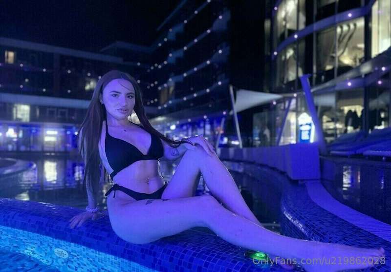 🌟💦 I can't hide my passion for swimming pools - they are my ..