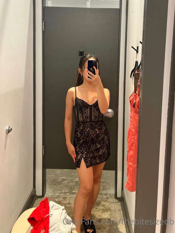 Some dresses I obviously bought last week 😝 which one would .. 2