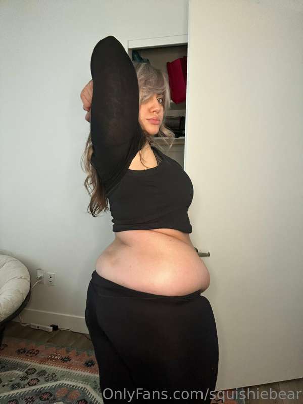Look how big my belly is :) 21