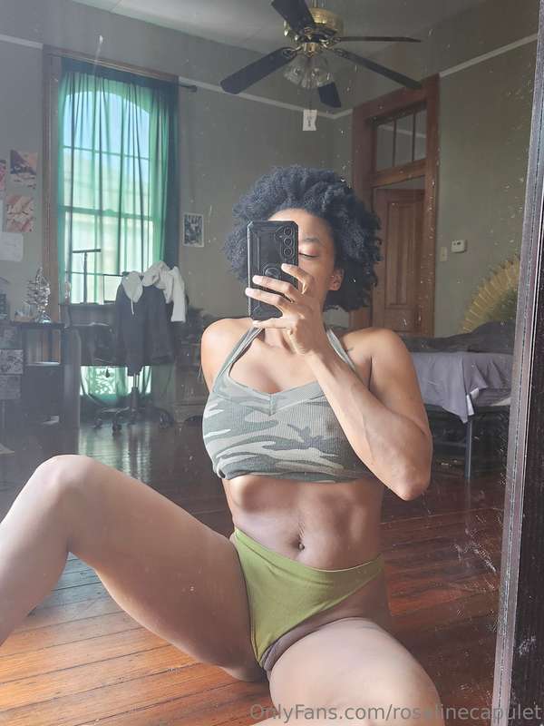 Up and down on ur thick meat 21
