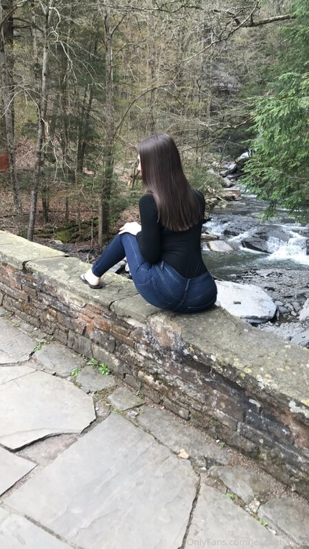 Click here⬇️
https://onlyfans.com/jessicatinley