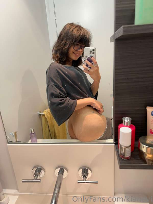 Long day today!
I had to move to a new bnb while I extend my.. 2