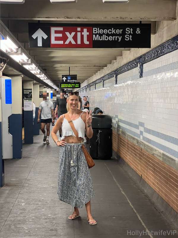 New York was a blast! 🥰 I got to enjoy some broadway shows, .. 3